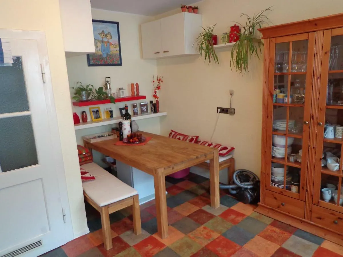 Homestay Apartment Nahe Messe - Room Agency Hannover Germany